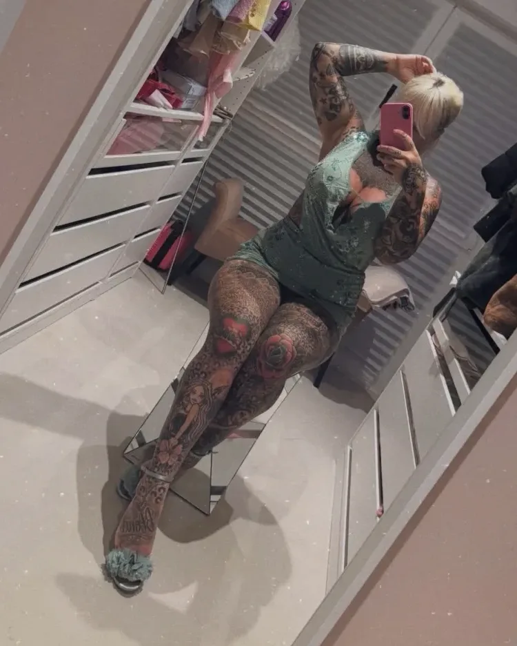 Elisa, 36