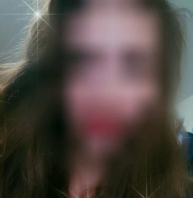 Simone, 29